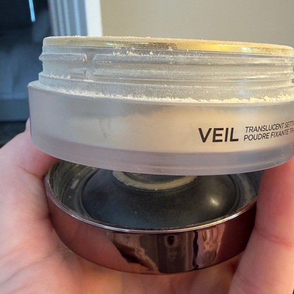 Hourglass VEIL Translucent Setting Powder - Picture 2 of 5